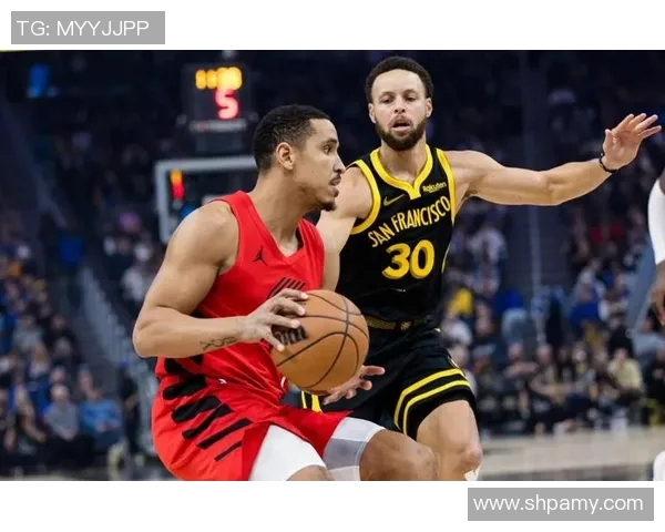 德罗赞闪耀全场，马刺队大胜勇士！