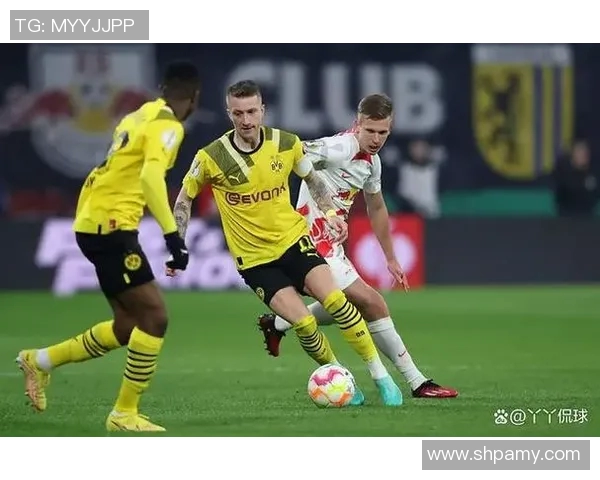 多特蒙德客场横扫莱比锡升至德甲榜首位置 多特蒙德客场横扫莱比锡升至德甲榜首位置