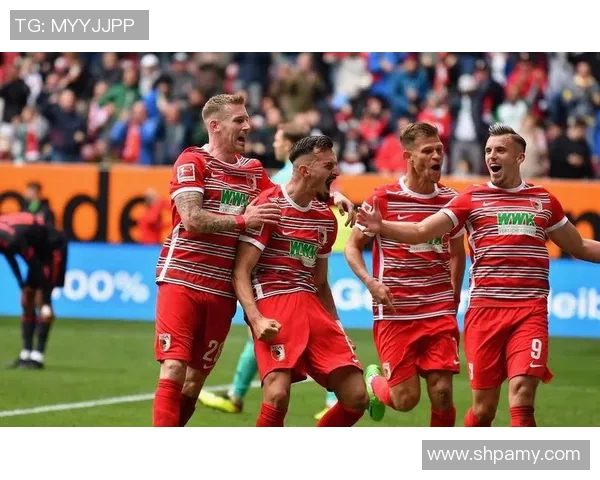 法兰克福客场连胜奥格斯堡，德甲势头强劲