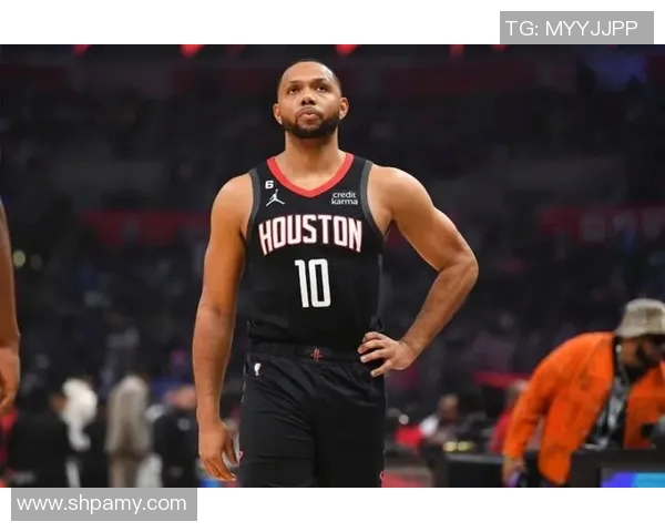 火箭前锋戈登:球队需要更好的团队配合才能取得胜利 火箭前锋戈登:球队需要更好的团队配合才能取得胜利