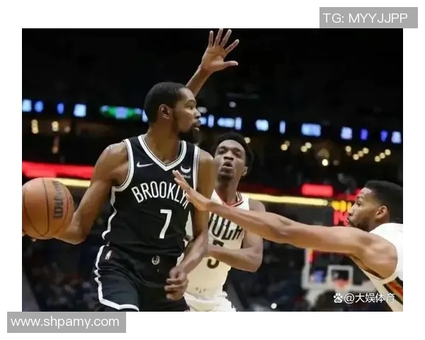 篮网战胜黄蜂,欧文发挥抢眼,开启季后赛新篇章 篮网战胜黄蜂,欧文发挥抢眼,开启季后赛新篇章