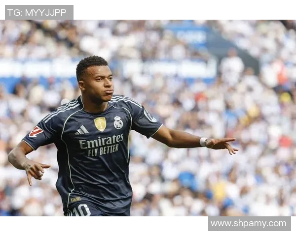 姆巴佩和内马尔的友谊再度受到质疑,球队管理层出面澄清传闻 姆巴佩和内马尔的友谊再度受到质疑,球队管理层出面澄清传闻