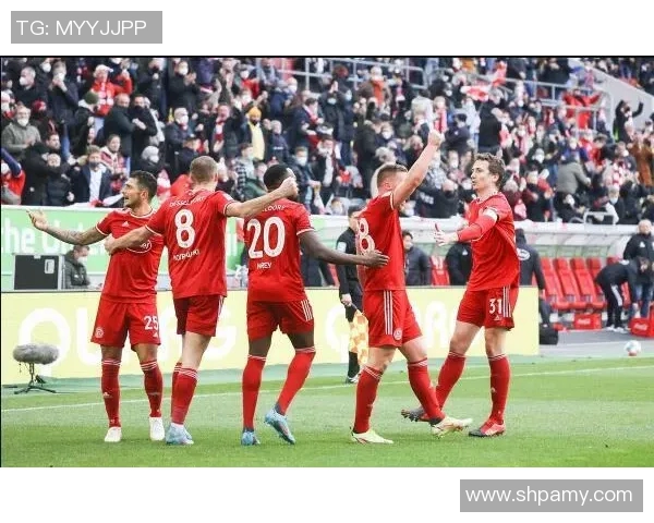 沙尔克04惨遭德甲失利，球队连败局势难改